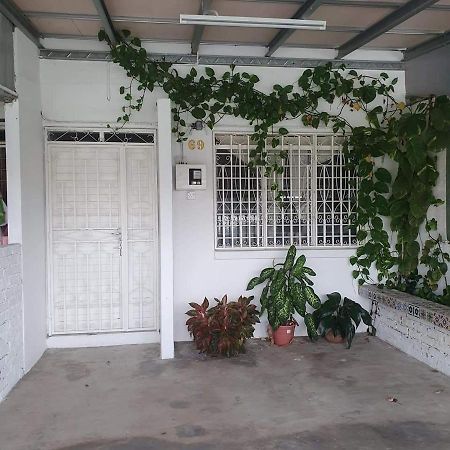 Homestay Cempaka Star Ipoh Extérieur photo